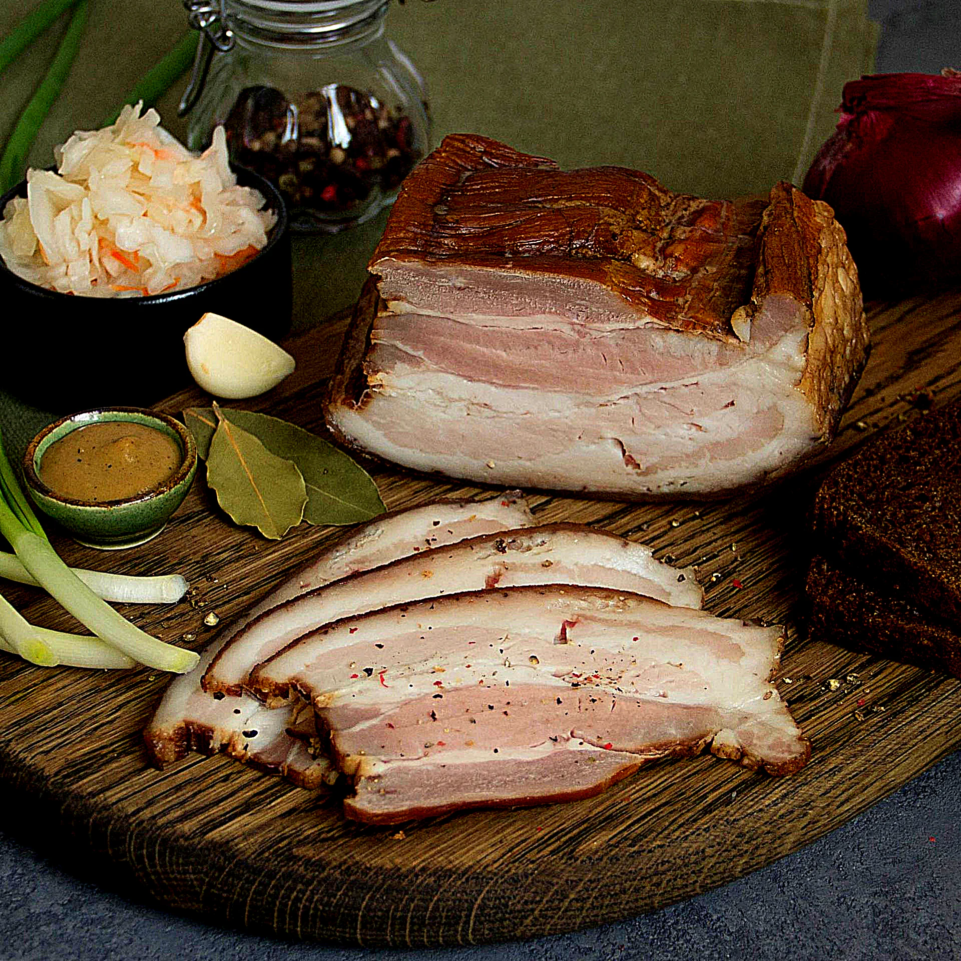 Грудинка "Нежная" свиная горячего копчения