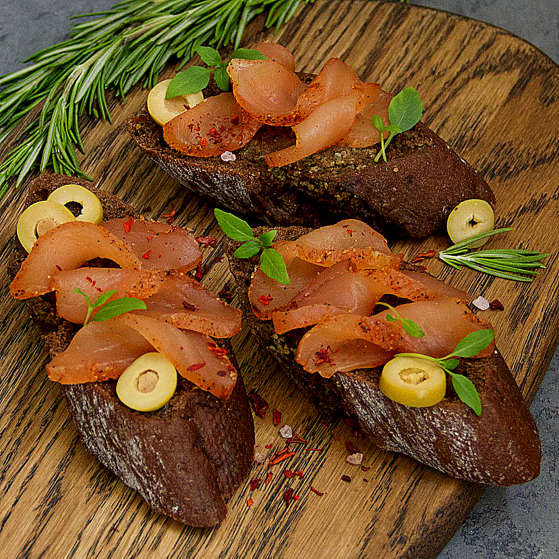 Грудки "Карпаччо" куриные холодного копчения